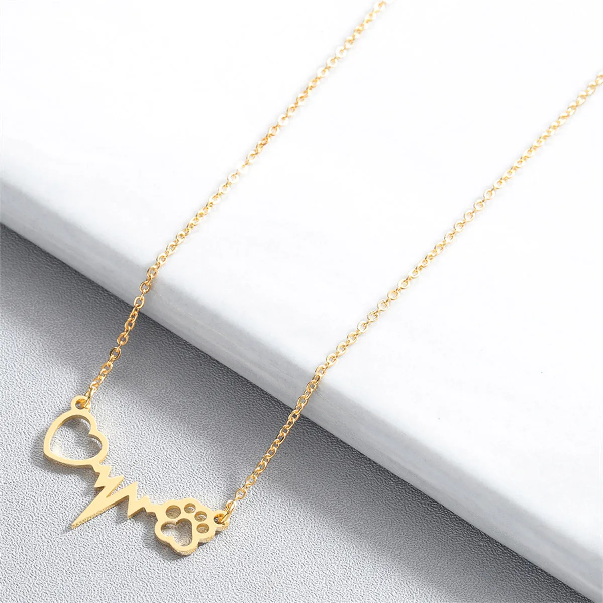 18K Gold-Plated Heartbeat Paw Pendant Necklace