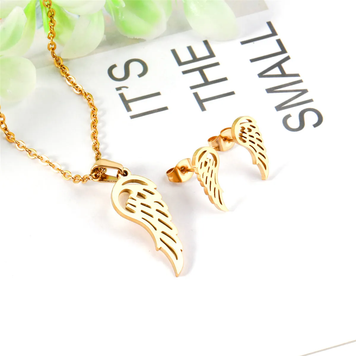 18K Gold-Plated Openwork Wing Stud Earrings Set