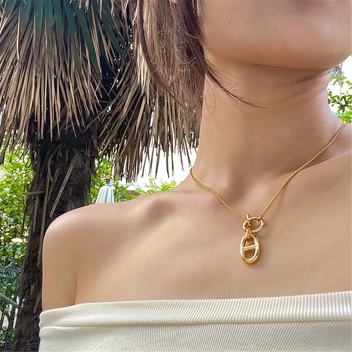 18K Gold-Plated Oval Pendant Necklace