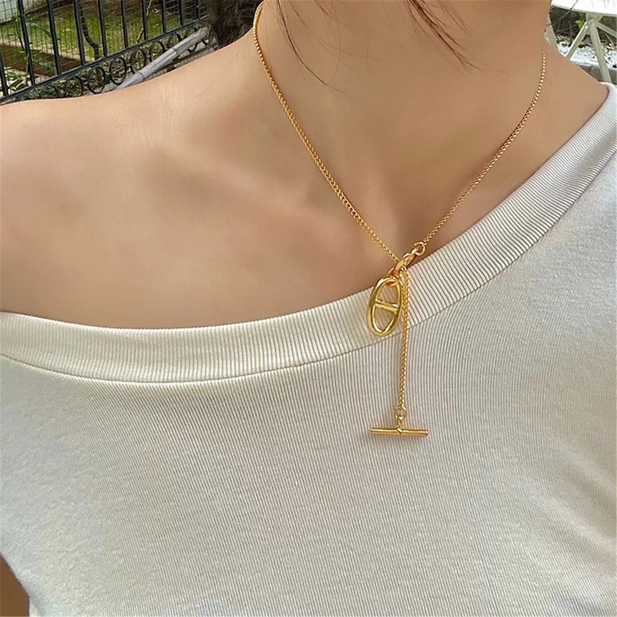 18K Gold-Plated Oval Pendant Necklace