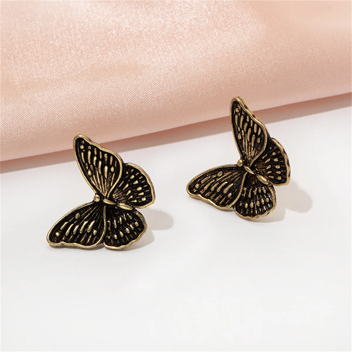 18K Gold-Plated Oxidized Butterfly Stud Earring
