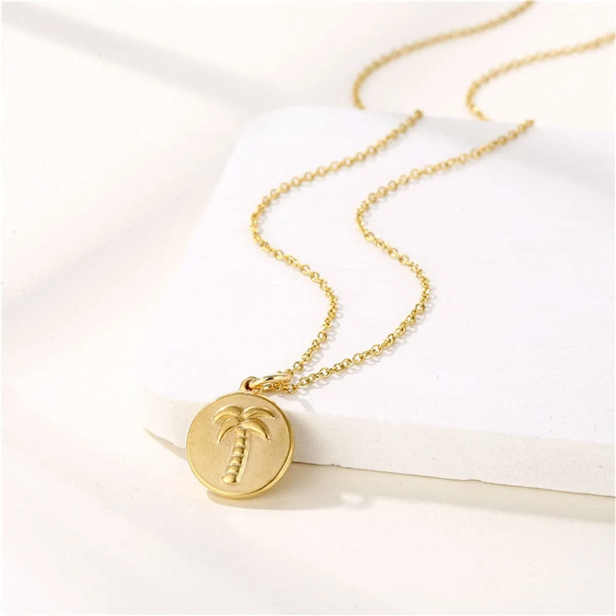 18K Gold-Plated Palm Tree Round Pendant Necklace