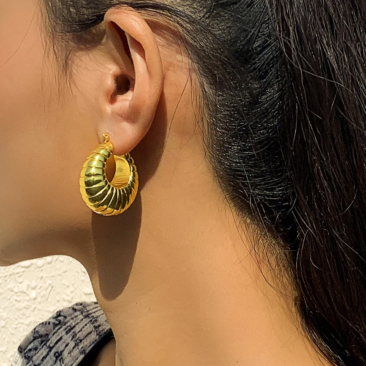 18K Gold-Plated Ribbed U-Shape Drop Earrings