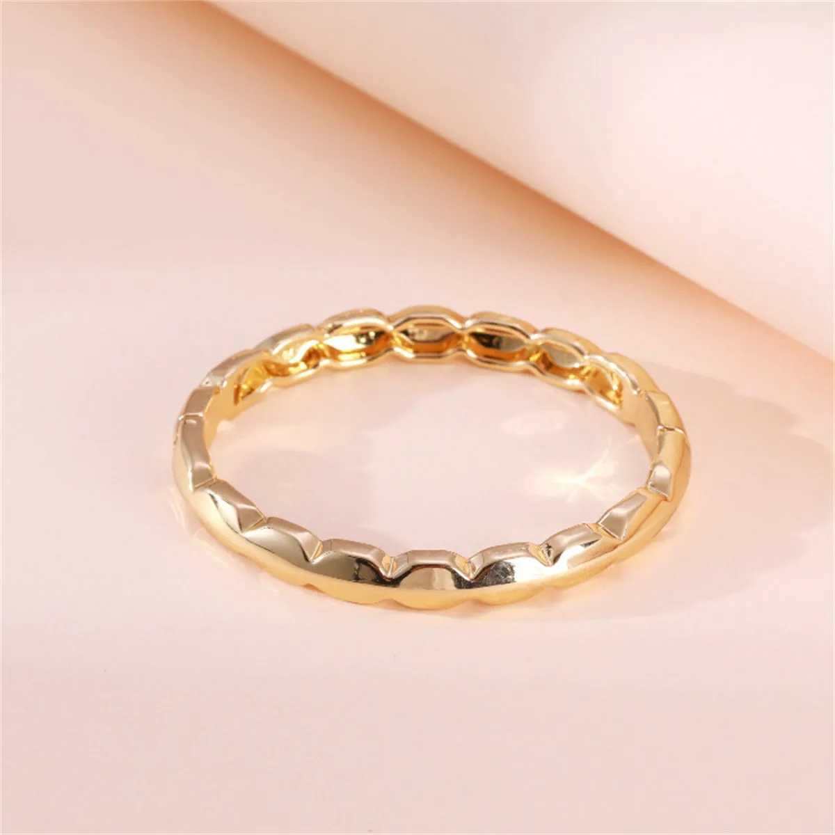 18K Gold-Plated Scalloped Hinge Bangle