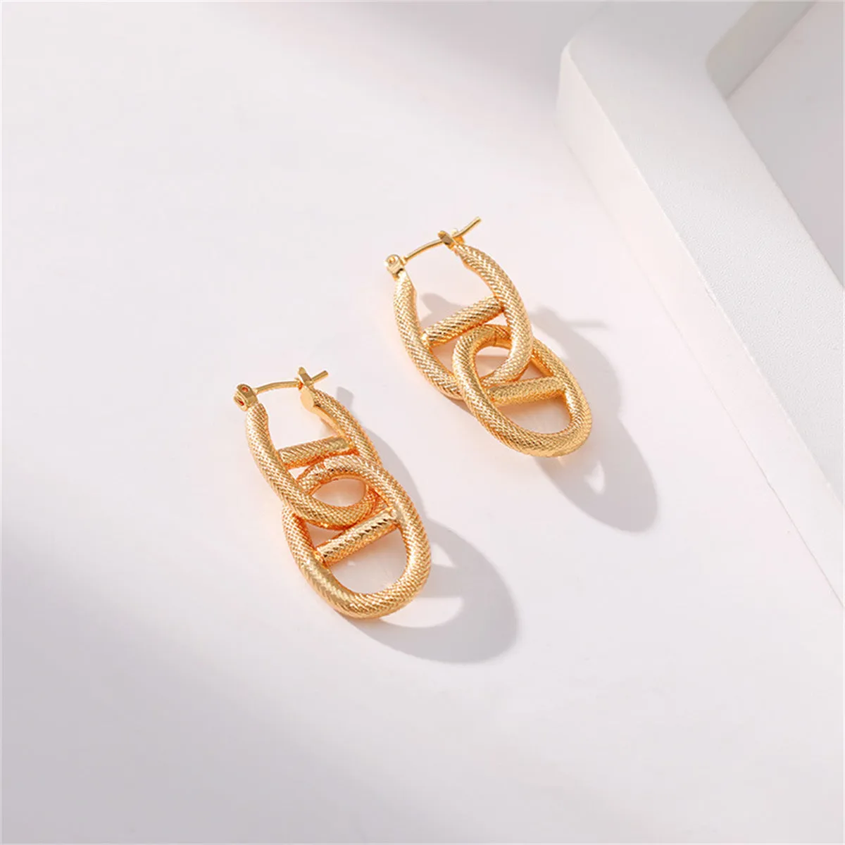 18K Gold-Plated Textured Chain Drop Earring