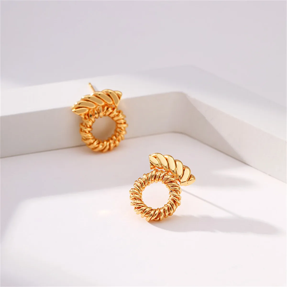 18K Gold-Plated Twine Round Stud Earrings