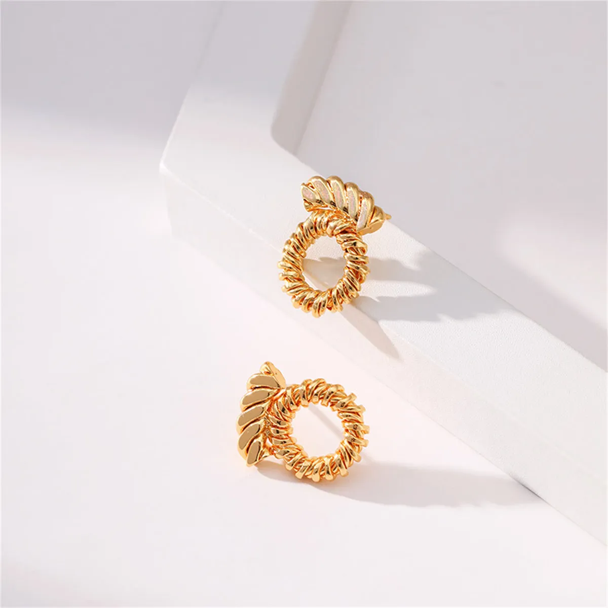 18K Gold-Plated Twine Round Stud Earrings