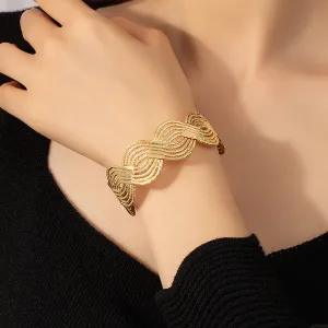 18K Gold-Plated Wave Pattern Cuff