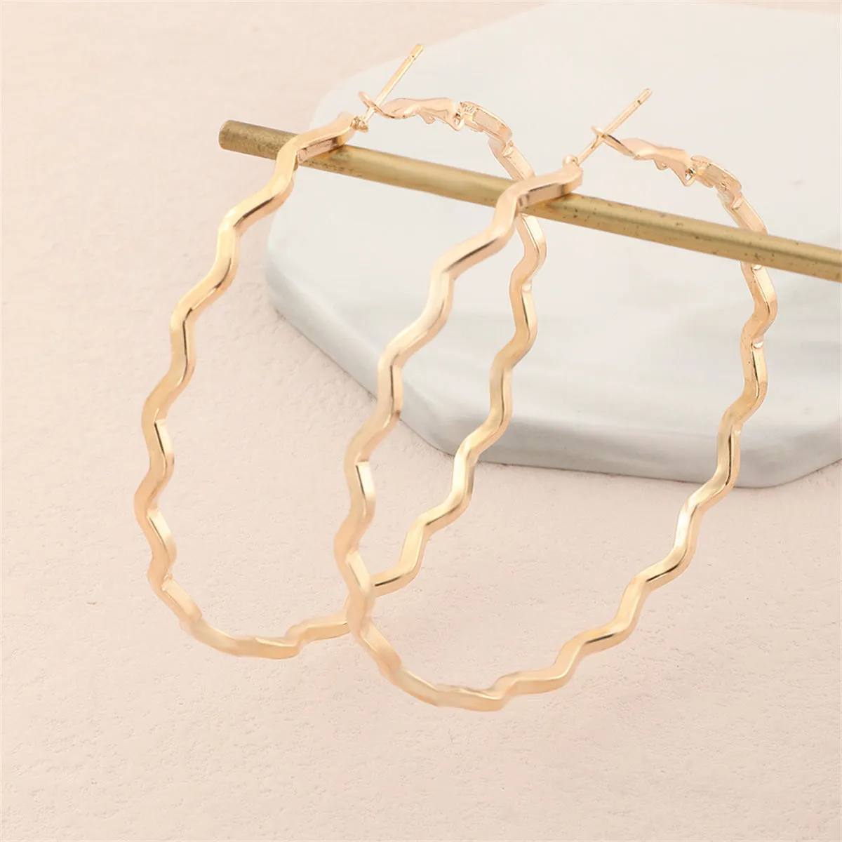 18K Gold-Plated Wavy Hoop Earrings