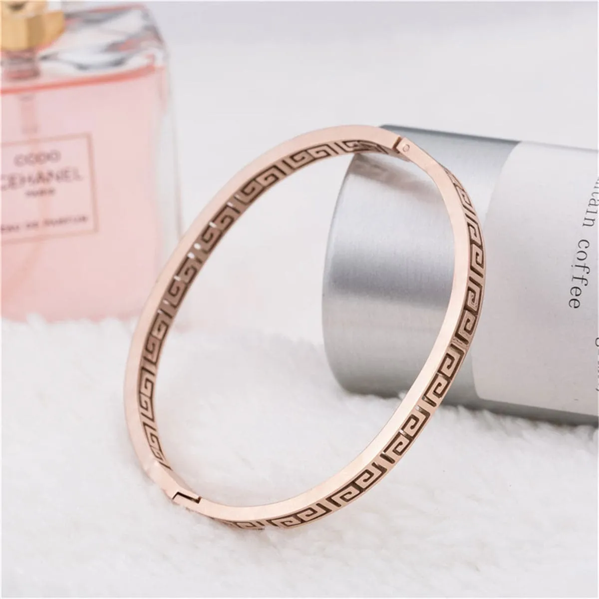 18K Rose Gold-Plated Great Wall Bangle