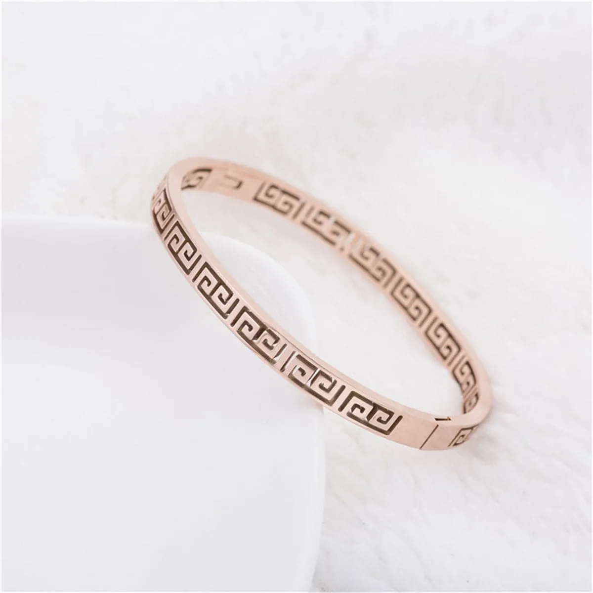 18K Rose Gold-Plated Great Wall Bangle