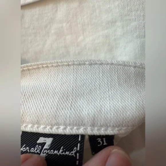 7 for All Man Kind White Cuffed Women's Shorts Size 31