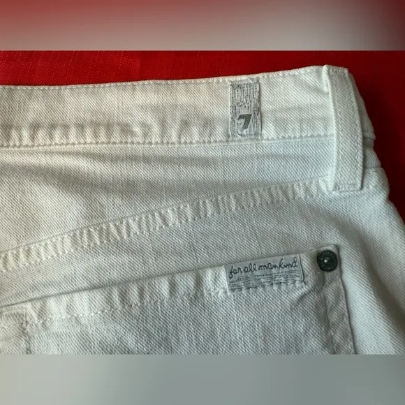 7 for All Man Kind White Cuffed Women's Shorts Size 31