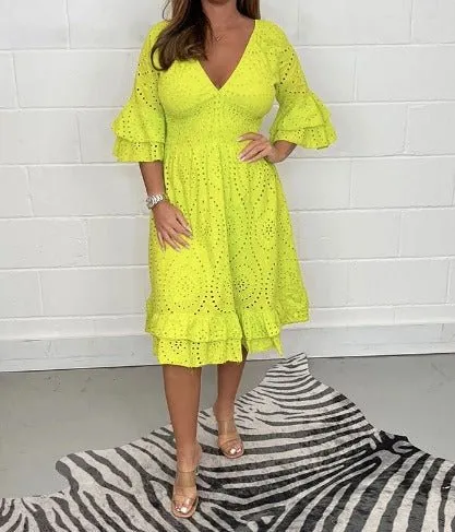Abigaíl® | Elegant Lace Dress For Stylish Occasions