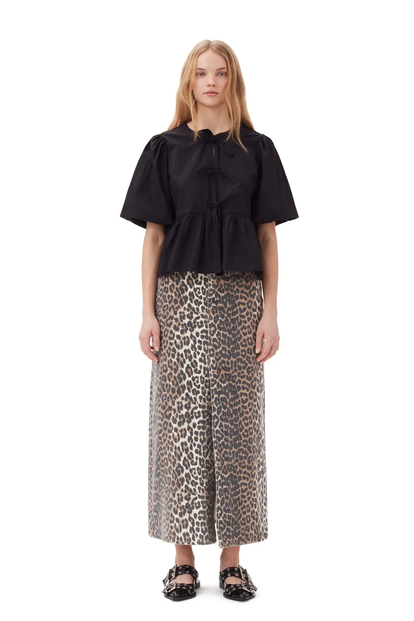 Amira– Trendy Women's Blouse