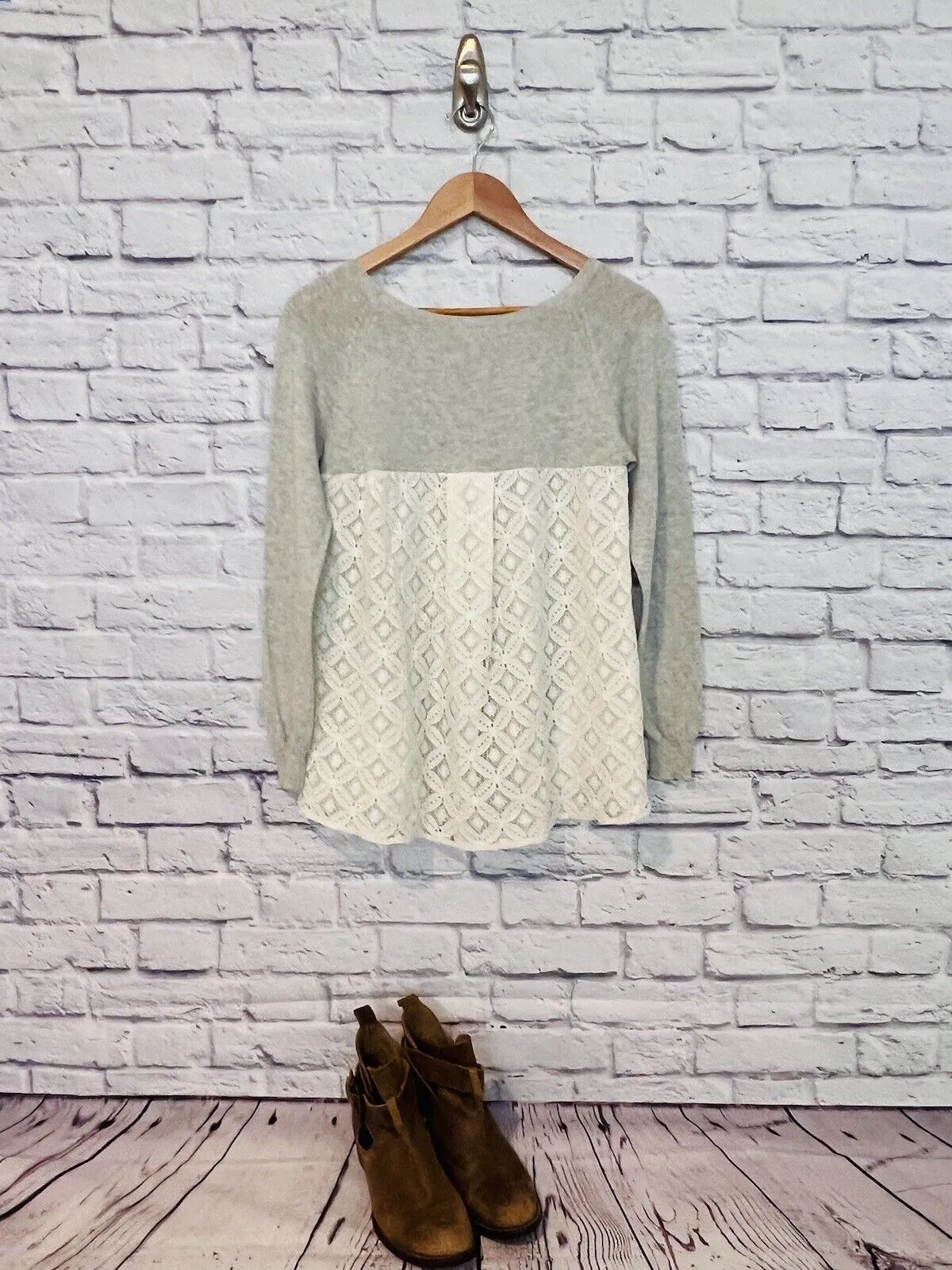 ANTHROPOLOGIE Seen Worn Kept Gray Knit Sweater Sz S Cream Lace Back Boho