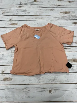 Athletic Top Short Sleeve By Silence And Noise  Size: M