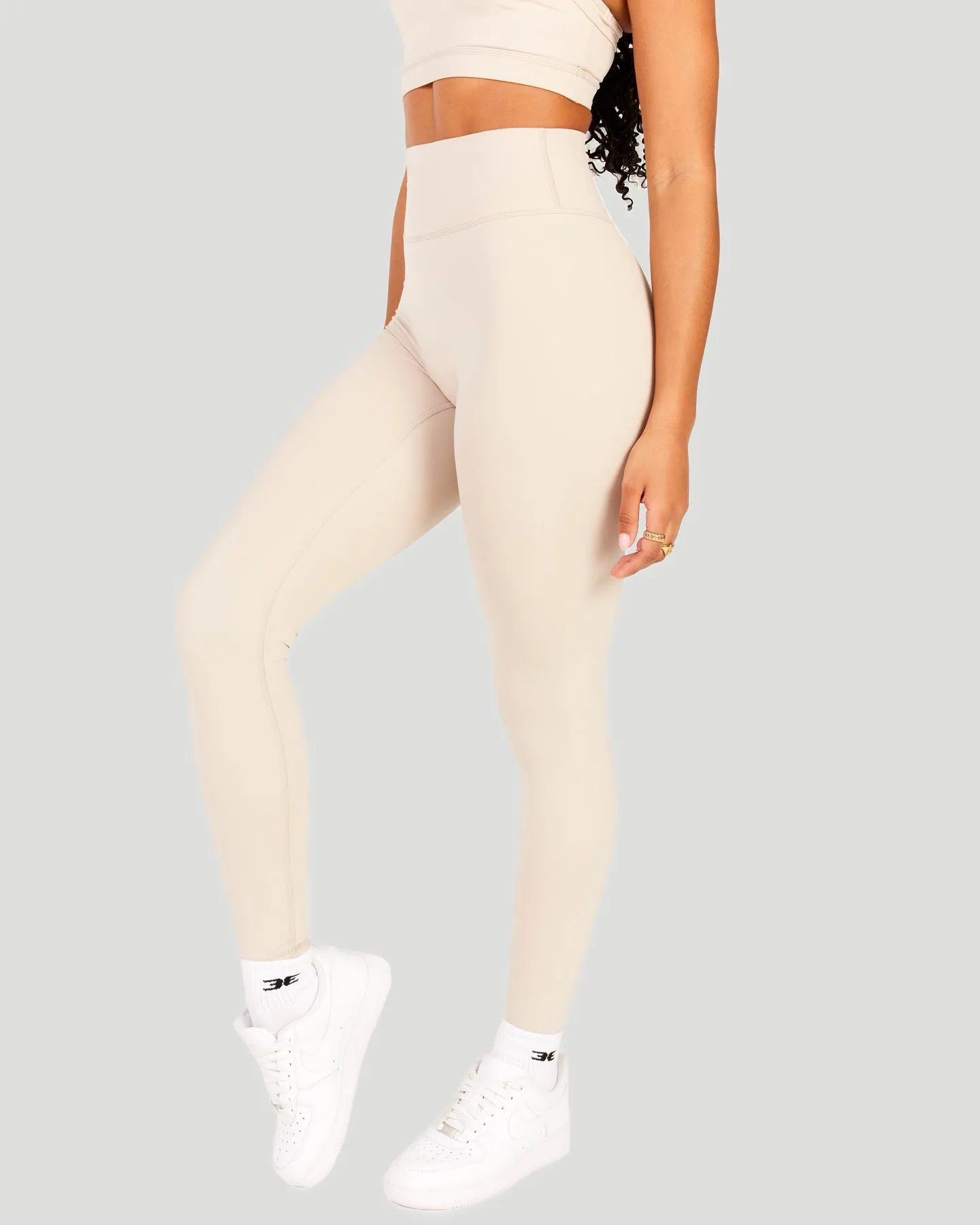Aura SF Leggings - Oat Latte