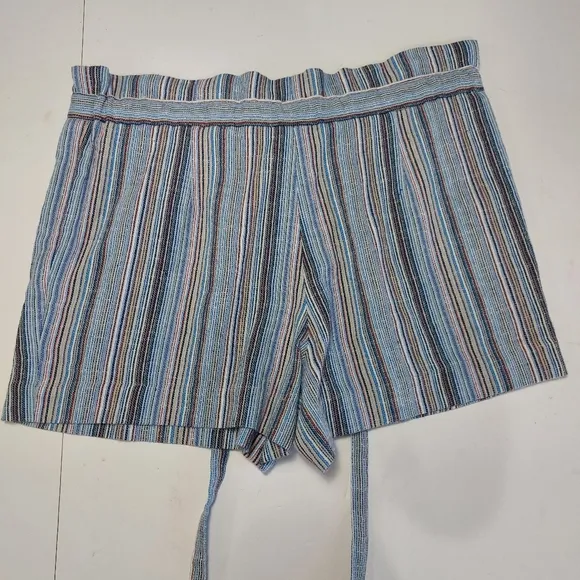 BCBG MAXAZRIA Striped Women's Shorts - Blue and Tan Size Medium