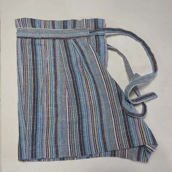 BCBG MAXAZRIA Striped Women's Shorts - Blue and Tan Size Medium