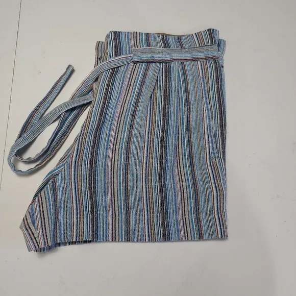 BCBG MAXAZRIA Striped Women's Shorts - Blue and Tan Size Medium