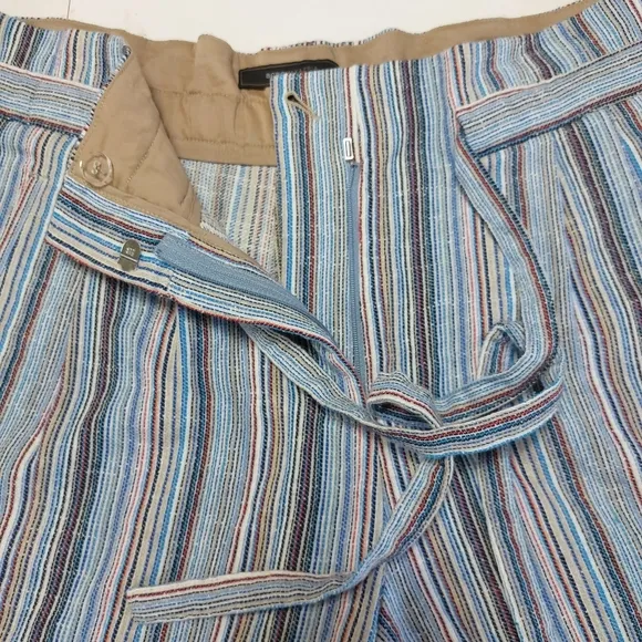 BCBG MAXAZRIA Striped Women's Shorts - Blue and Tan Size Medium