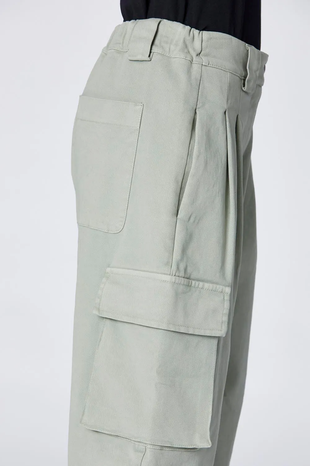 Carrot fit cargo pants