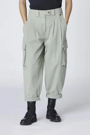 Carrot fit cargo pants