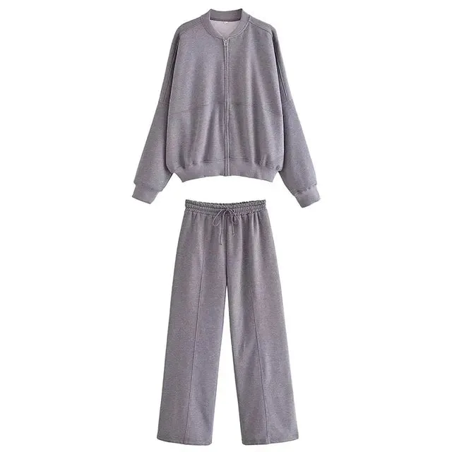 Charmaine – Stylish Women's Tracksuit