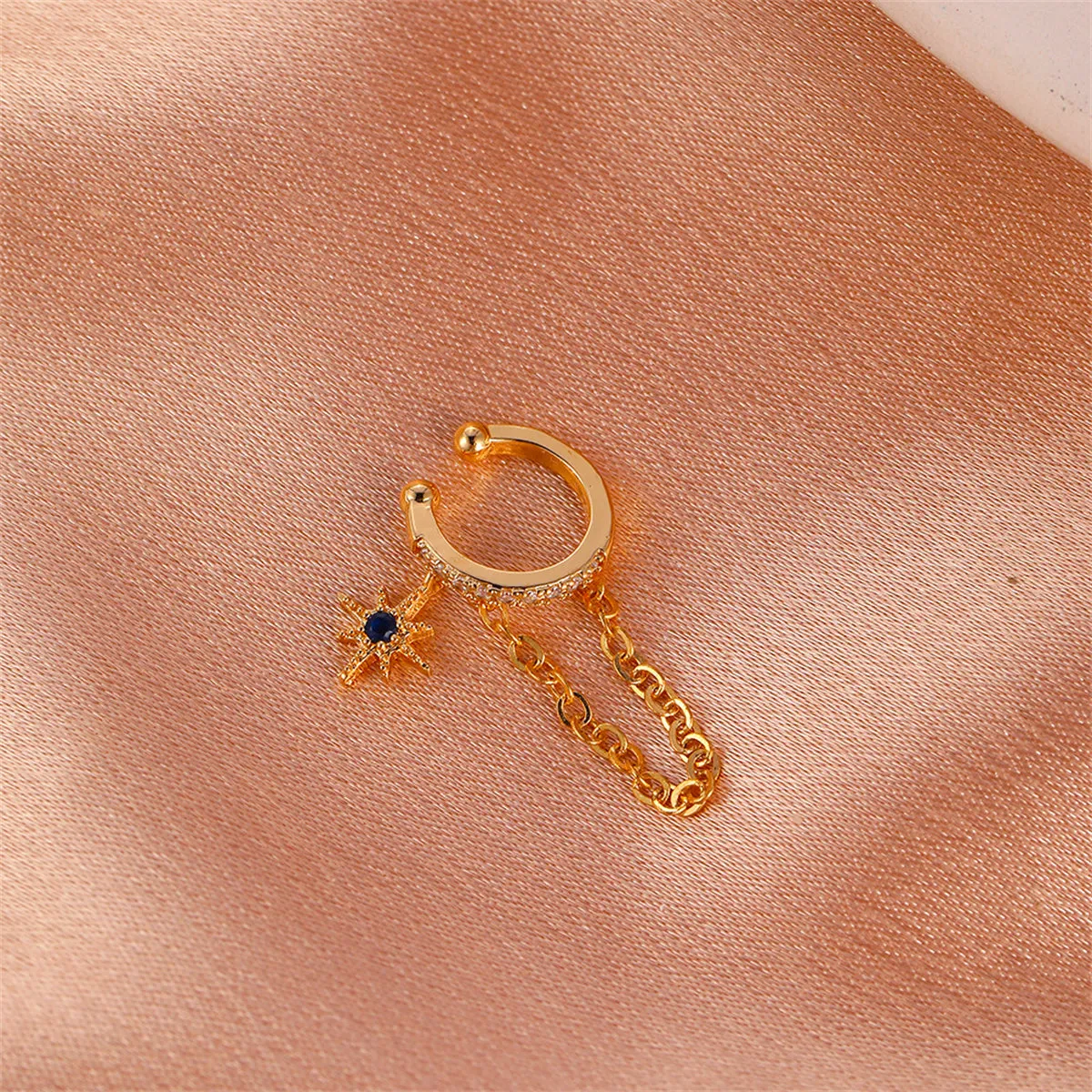 Clear Cubic Zirconia & 18K Gold-Plated Star Chain Ear Cuff