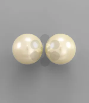 Cream Pearl Stud Earrings