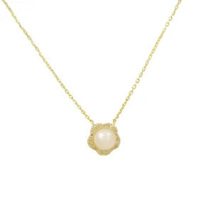 Diamond Flower with 5mm Center Pearl