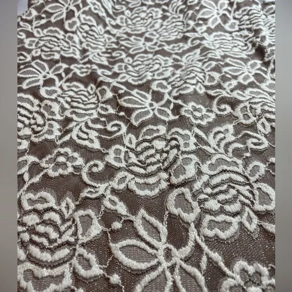 Eliza J Champagne Sparkly Shift Dress Women's Size 14 Lace Long Sleeves Floral