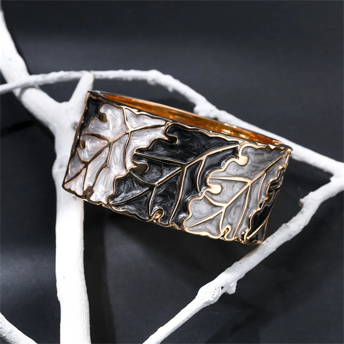 Gray & Black Enamel 18K Gold-Plated Leaves Bangle