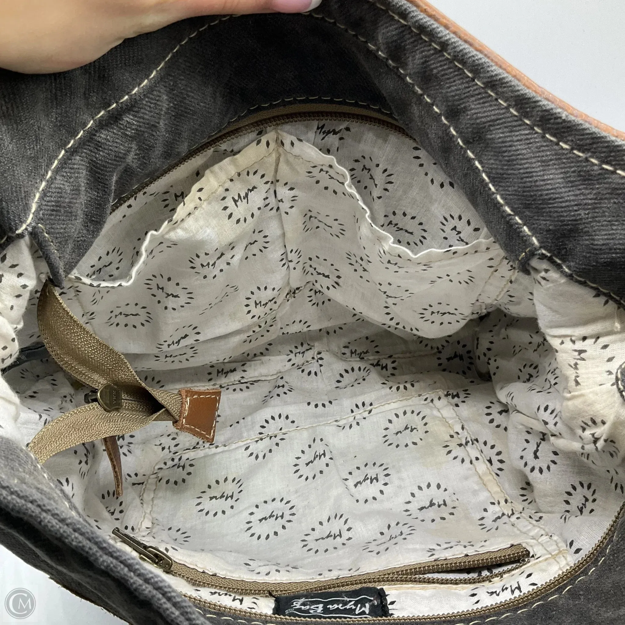 Handbag By Myra, Size: Medium