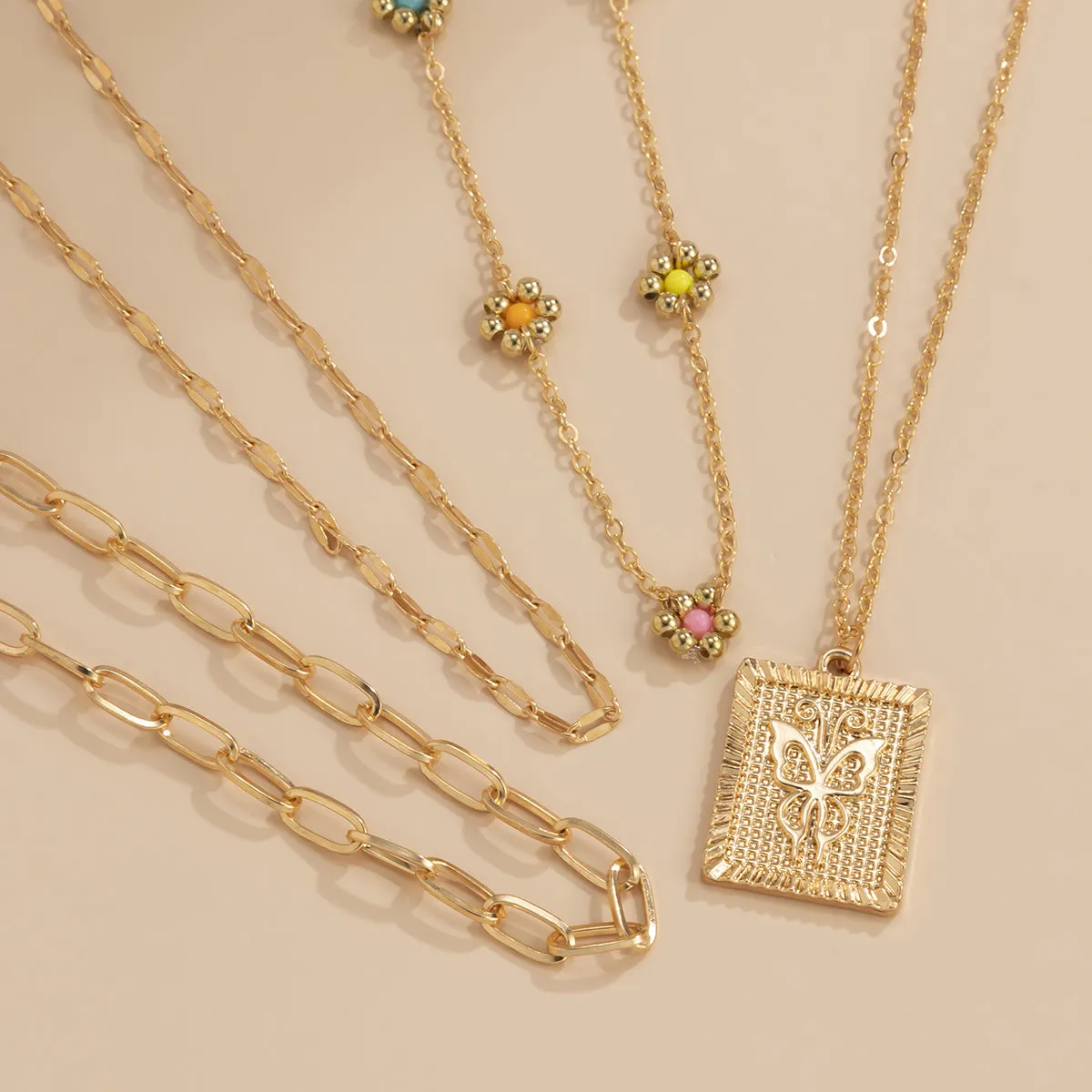 Howlite & 18K Gold-Plated Mum & Butterfly Card Pendant Necklace Set
