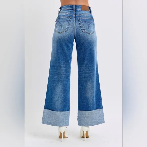 Judy Blue High Rise Medium Wash Cuffed Wide Leg Jeans Retro Regular Plus NEW