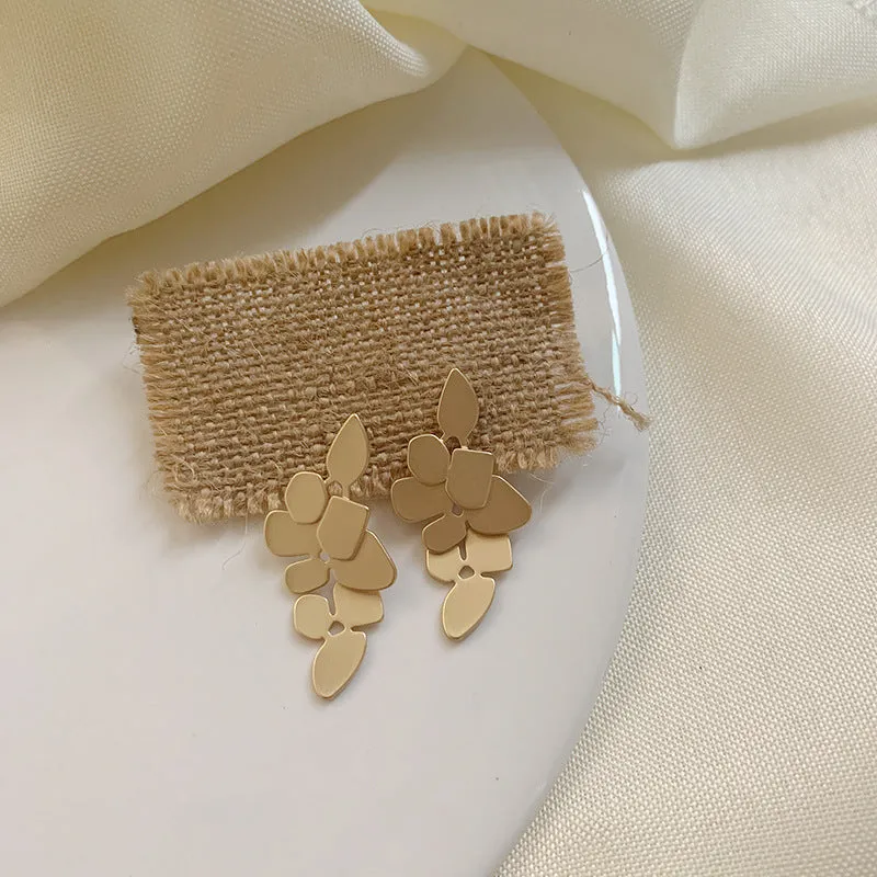 Just Lil Things Gold Pin Earrings jlt11615