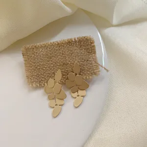 Just Lil Things Gold Pin Earrings jlt11615