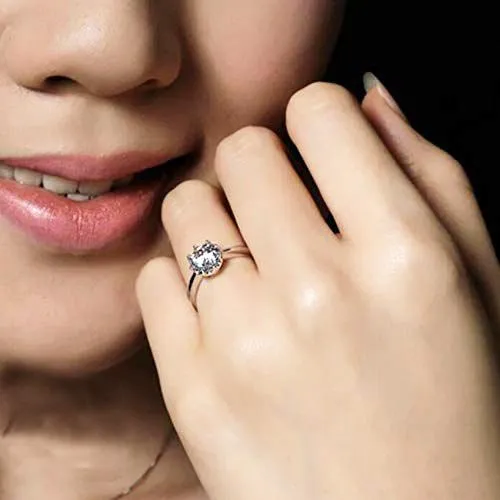 Karatcart Platinum Plated Trendy Elegant Austrian Crystal Adjustable Ring