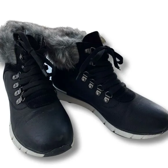 Lapierce Women's All-Weather Hiker Bootie Size 39