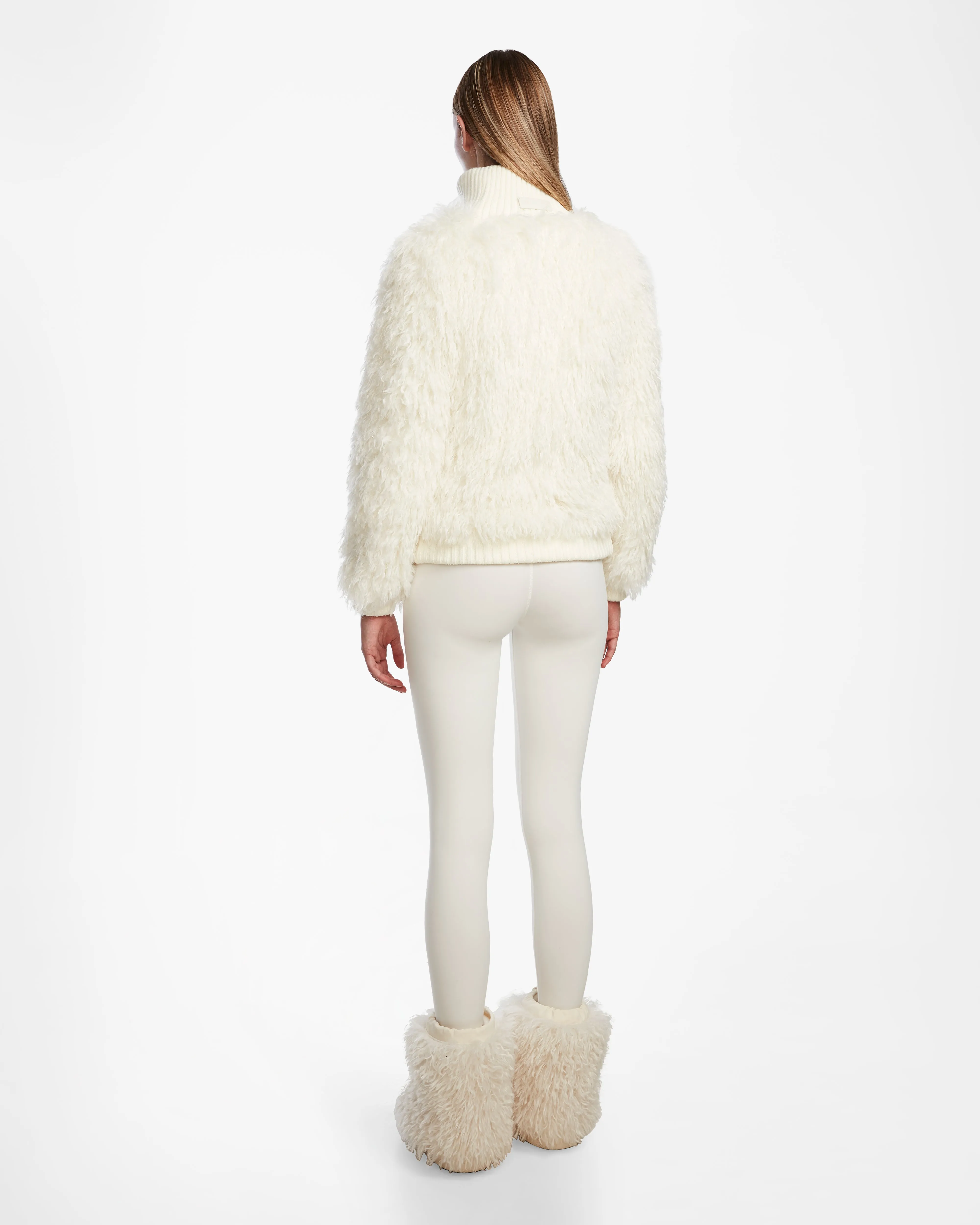 LAYLA M - 8524600 Iceland