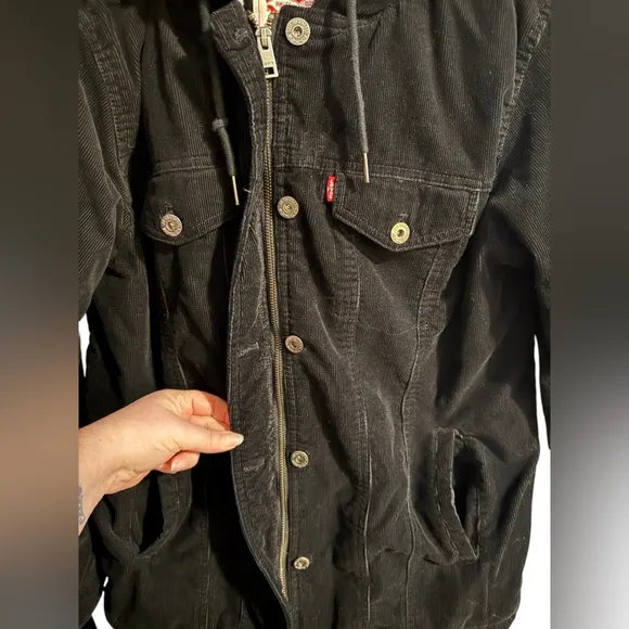 Levi's Women's The Mia Corduroy Oversized Hooded Sherpa Trucker Jacket sz Medium