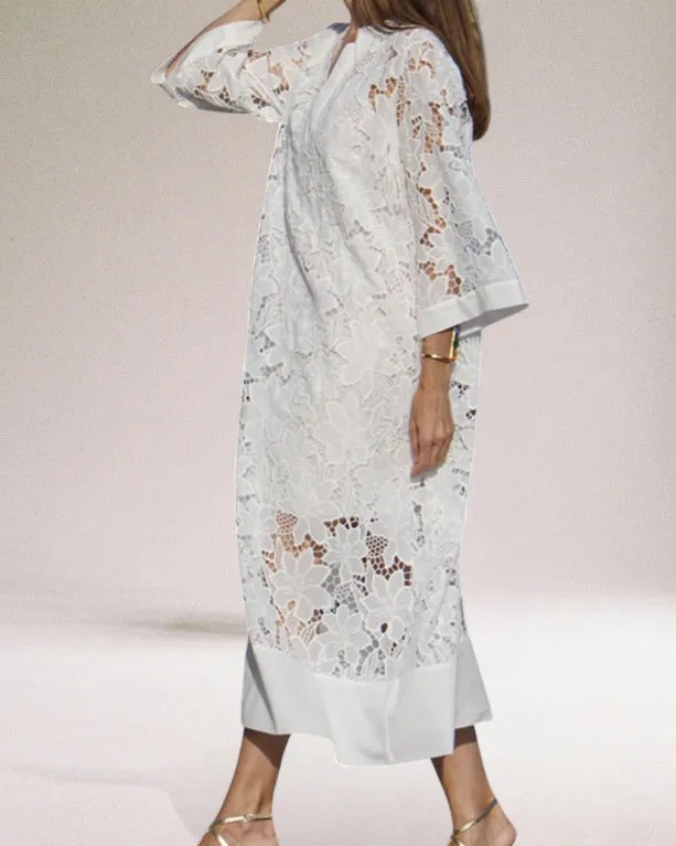 Liliana® | Luxurious lace maxi dress