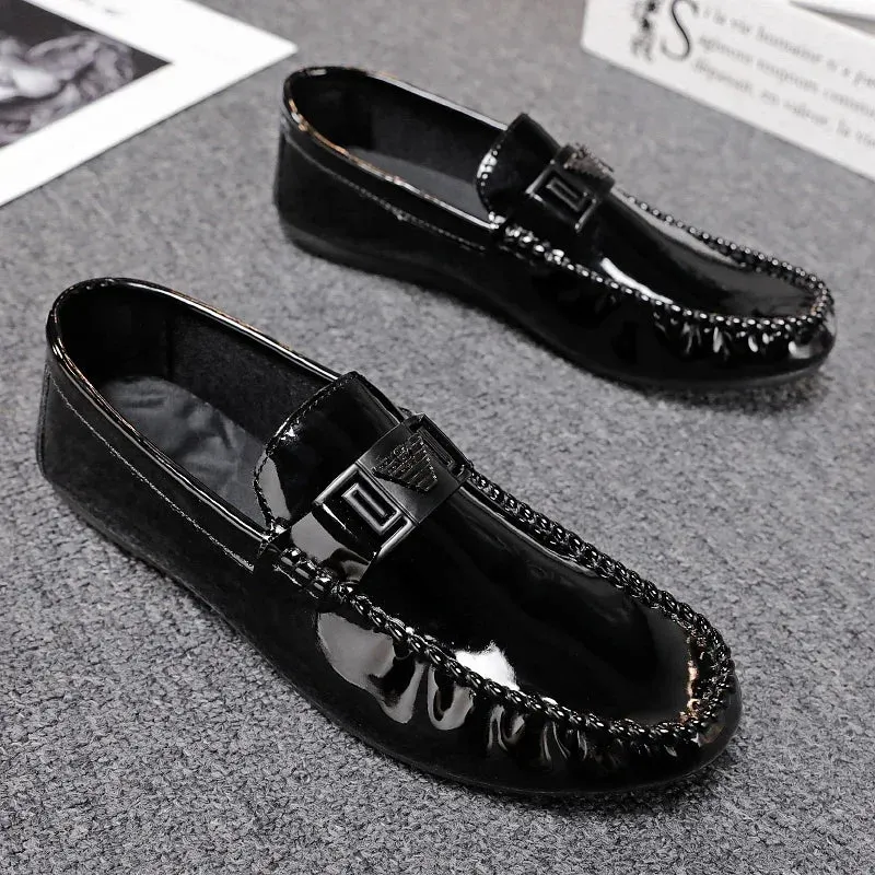 LuxeStride Glänzende Formelle Slipper für Männer