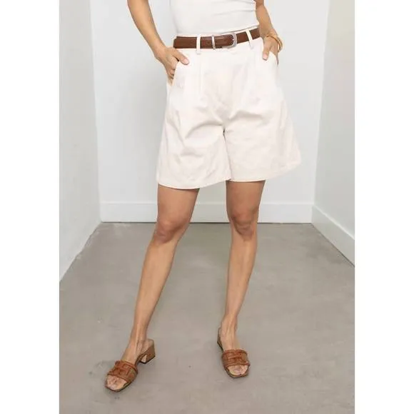 NEW LUCY PARIS clyde pleated shorts in beige