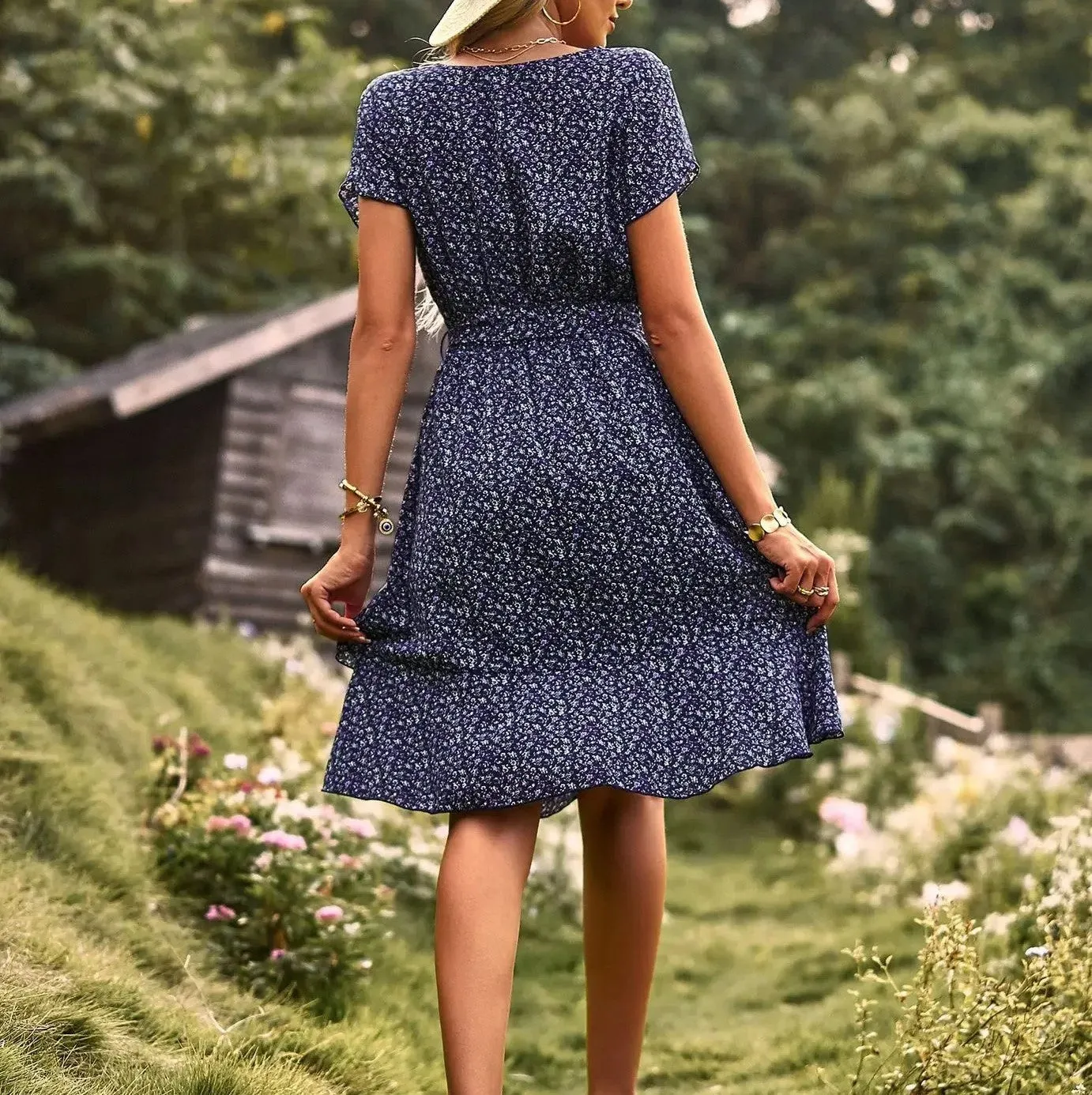 Nicola® | Trendy dress with waistband