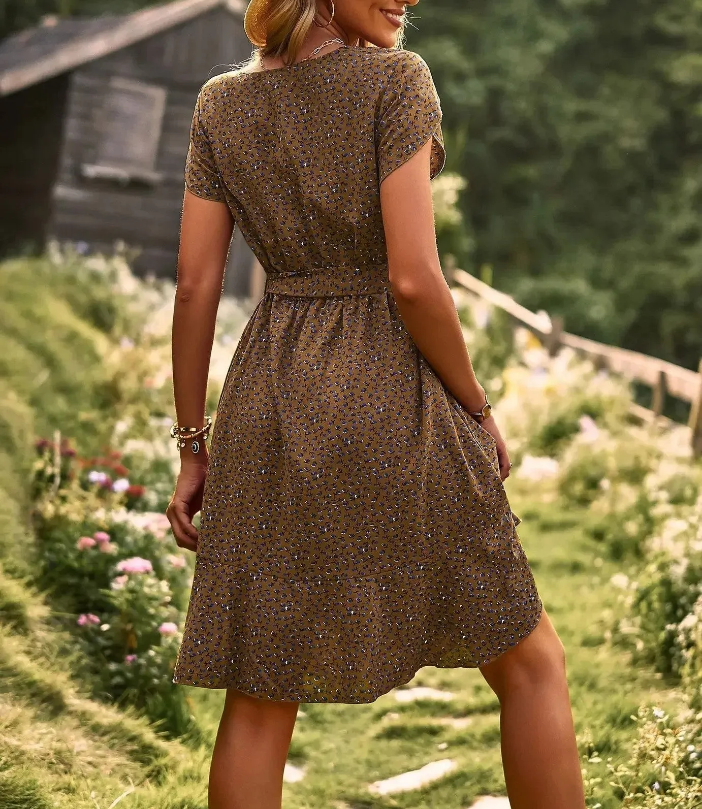 Nicola® | Trendy dress with waistband