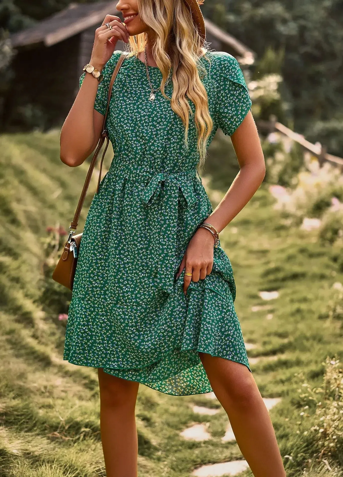 Nicola® | Trendy dress with waistband