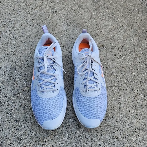 NIke Just Do It comfort sneaker women's size 10.5